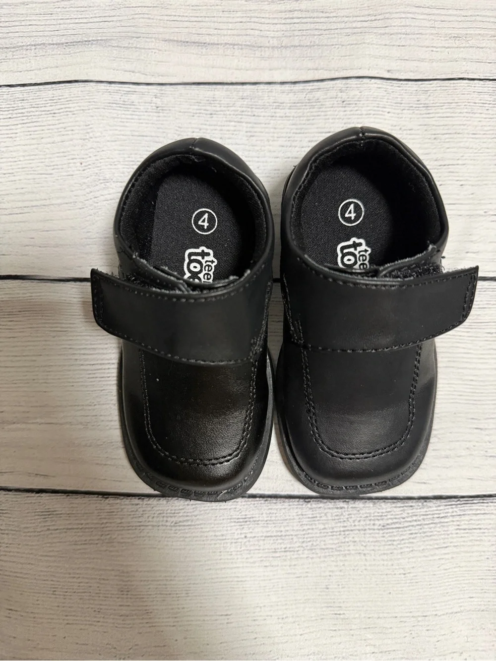 Toddler Boys Black Leather Dress Shoes with Hook-and-Loop Strap